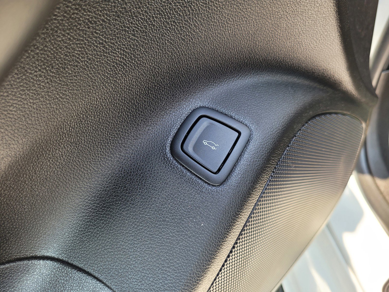 Used 2021 Cadillac CT5 V w/ Cold Weather Package image 24