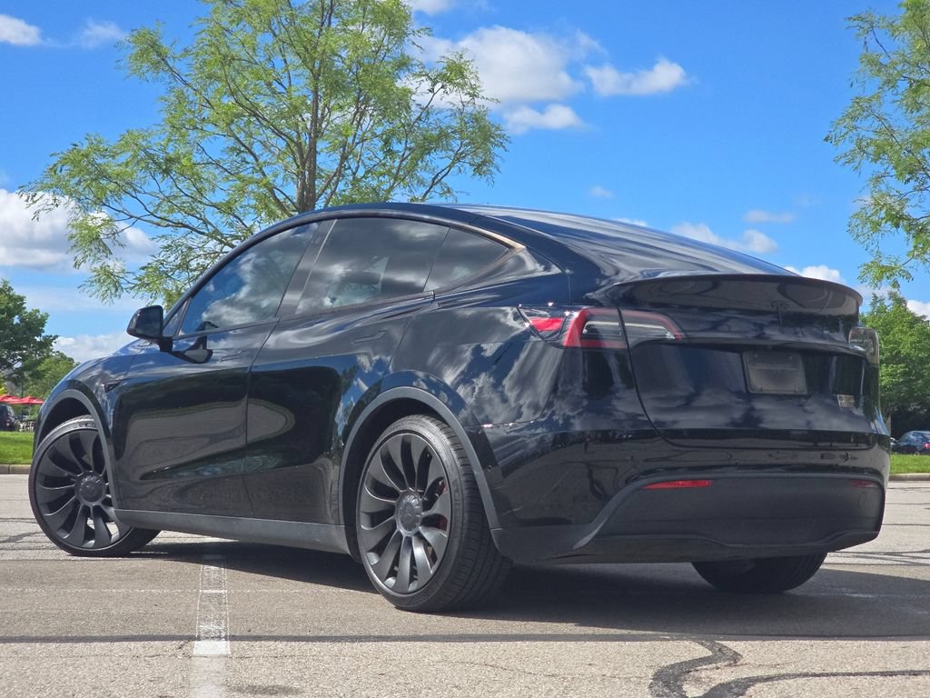 Used 2022 Tesla Model Y Performance AWD/4WD image 12