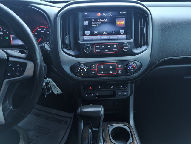 Used 2015 GMC Canyon SLT RWD image 18