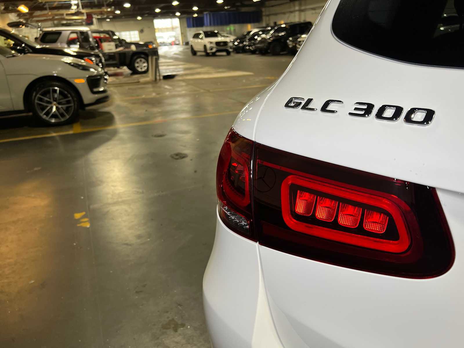 Used 2022 Mercedes-Benz GLC 300 4MATIC image 14