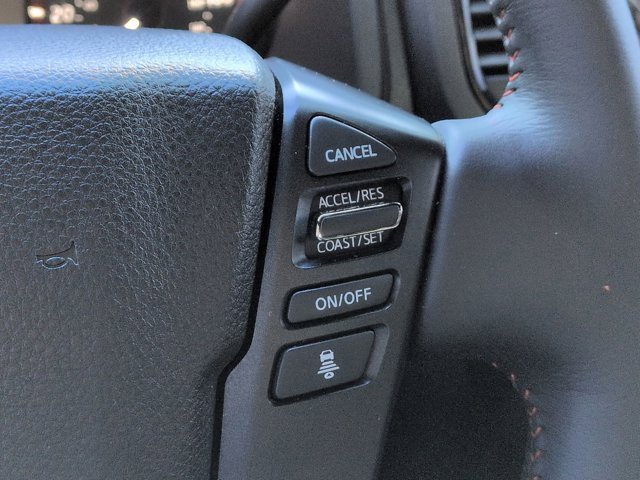 Used 2021 Nissan Titan PRO-4X w/ Pro-4x Convenience Package image 27