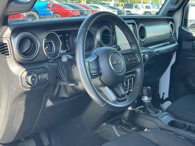 Used 2022 Jeep Wrangler Sport AWD/4WD image 12