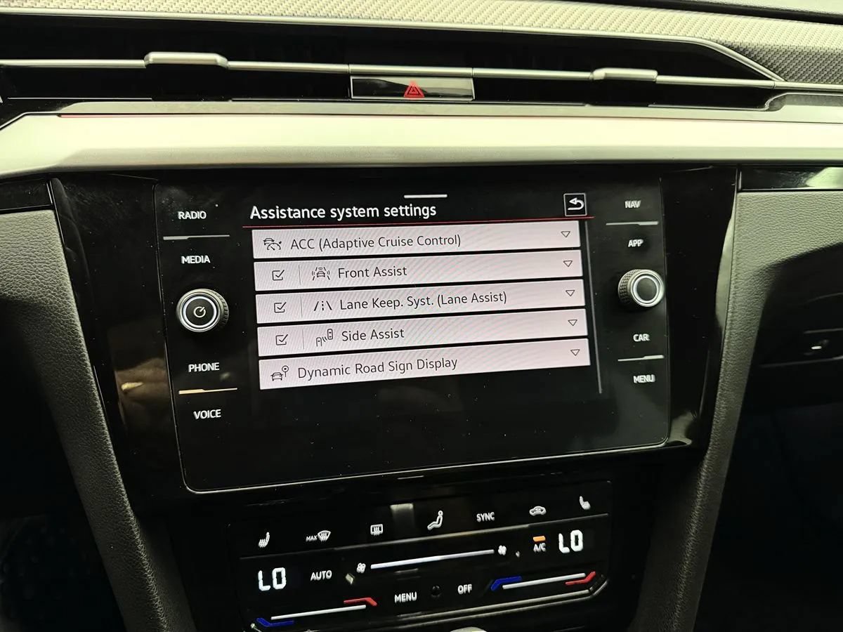 Used 2023 Volkswagen Arteon SEL AWD/4WD image 19