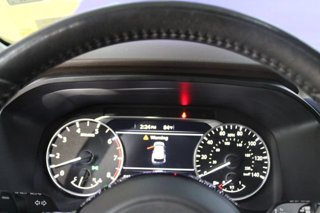Used 2021 Nissan Rogue SV AWD/4WD image 17