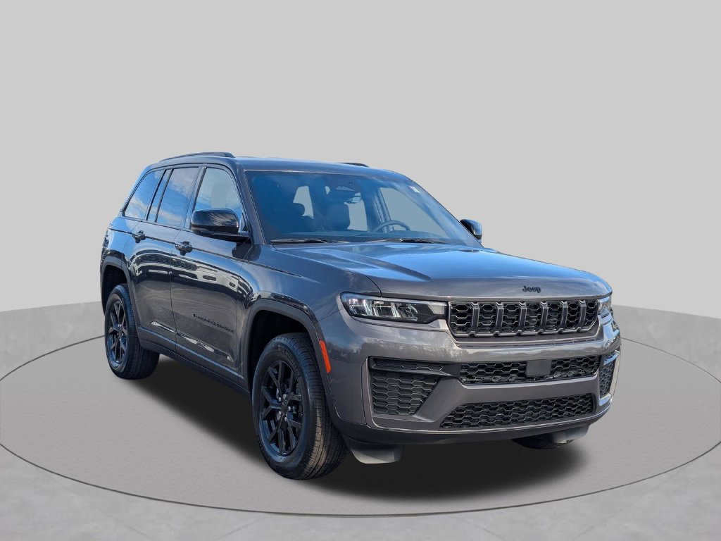 New 2026 Jeep Grand Cherokee Altitude AWD/4WD image 2