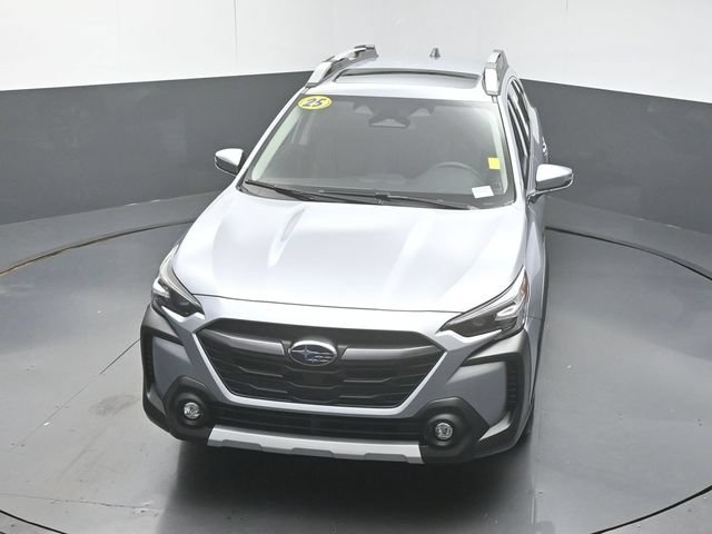 Certified 2025 Subaru Outback Touring w/ Popular Package #2 AWD/4WD image 44