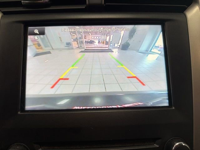 Used 2015 Ford Fusion SE w/ Equipment Group 202A image 18