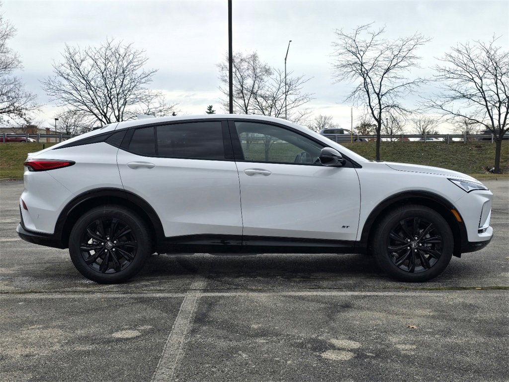 New 2026 Buick Envista Sport Touring image 9