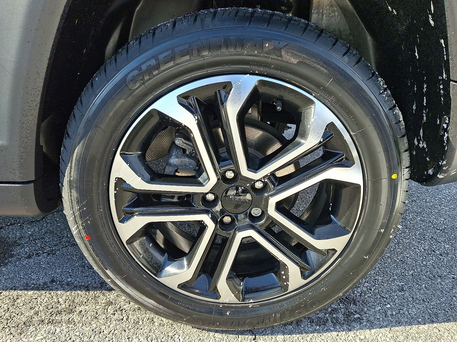 Used 2022 Jeep Compass Limited image 9