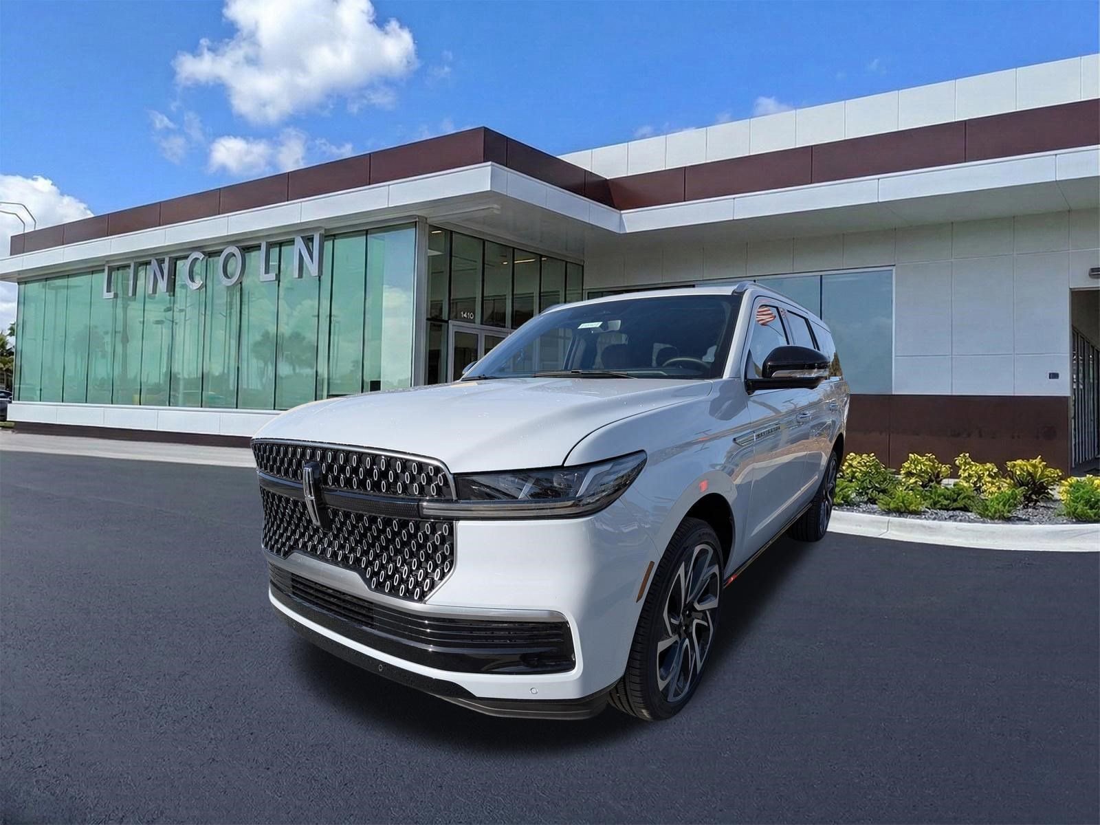 New 2026 Lincoln Navigator Reserve image 8