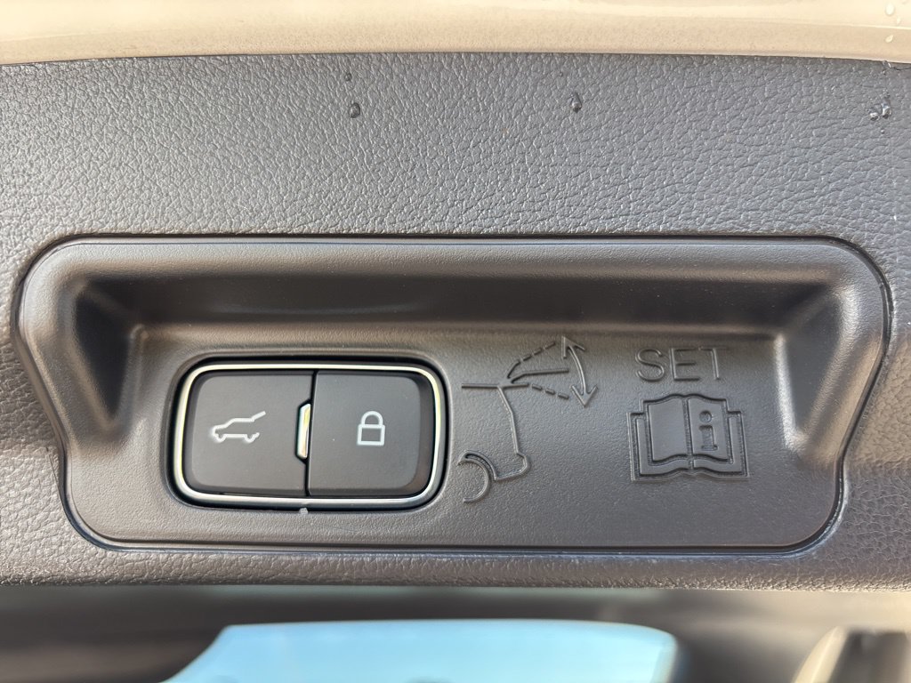 New 2026 Ford Explorer Platinum RWD image 11