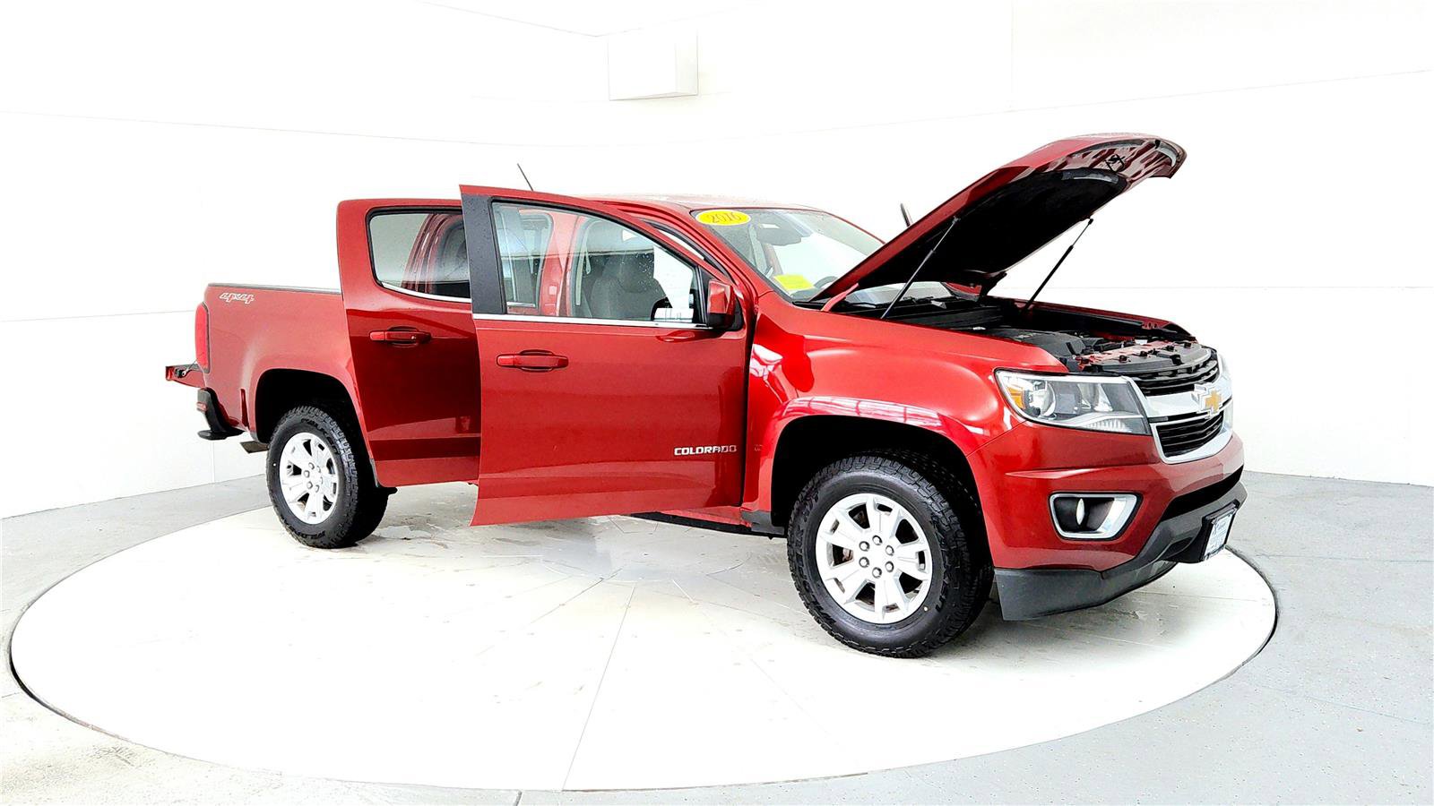 Used 2016 Chevrolet Colorado LT w/ LT Convenience Package image 12