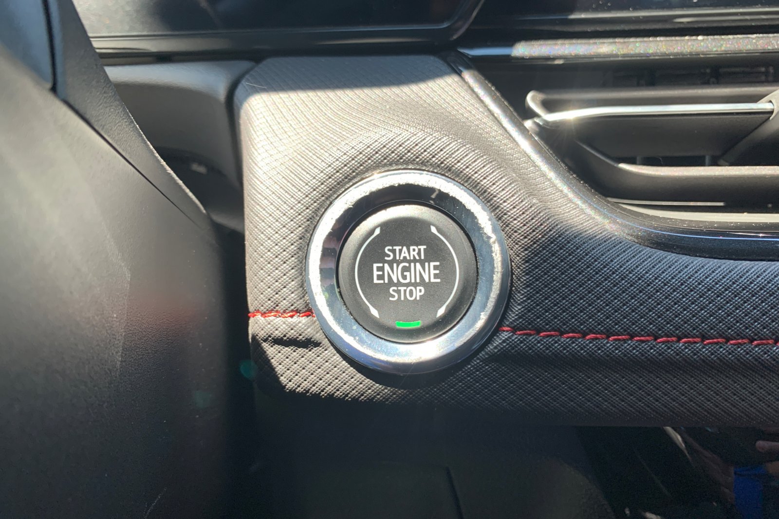 Used 2025 Chevrolet TrailBlazer RS w/ Convenience Package FWD image 26