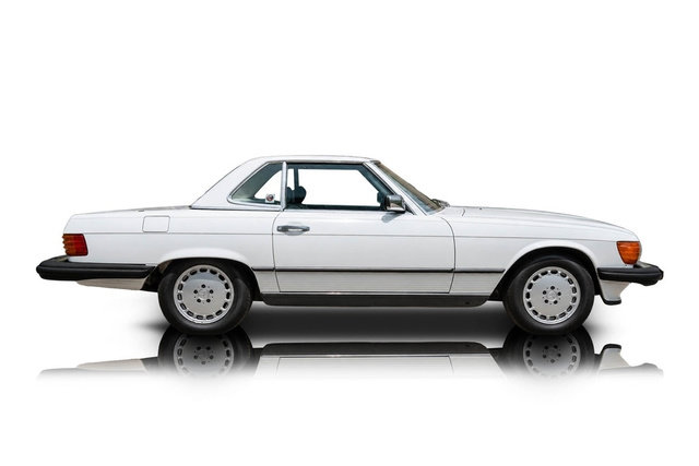 Used 1988 Mercedes-Benz 560 SL image 2