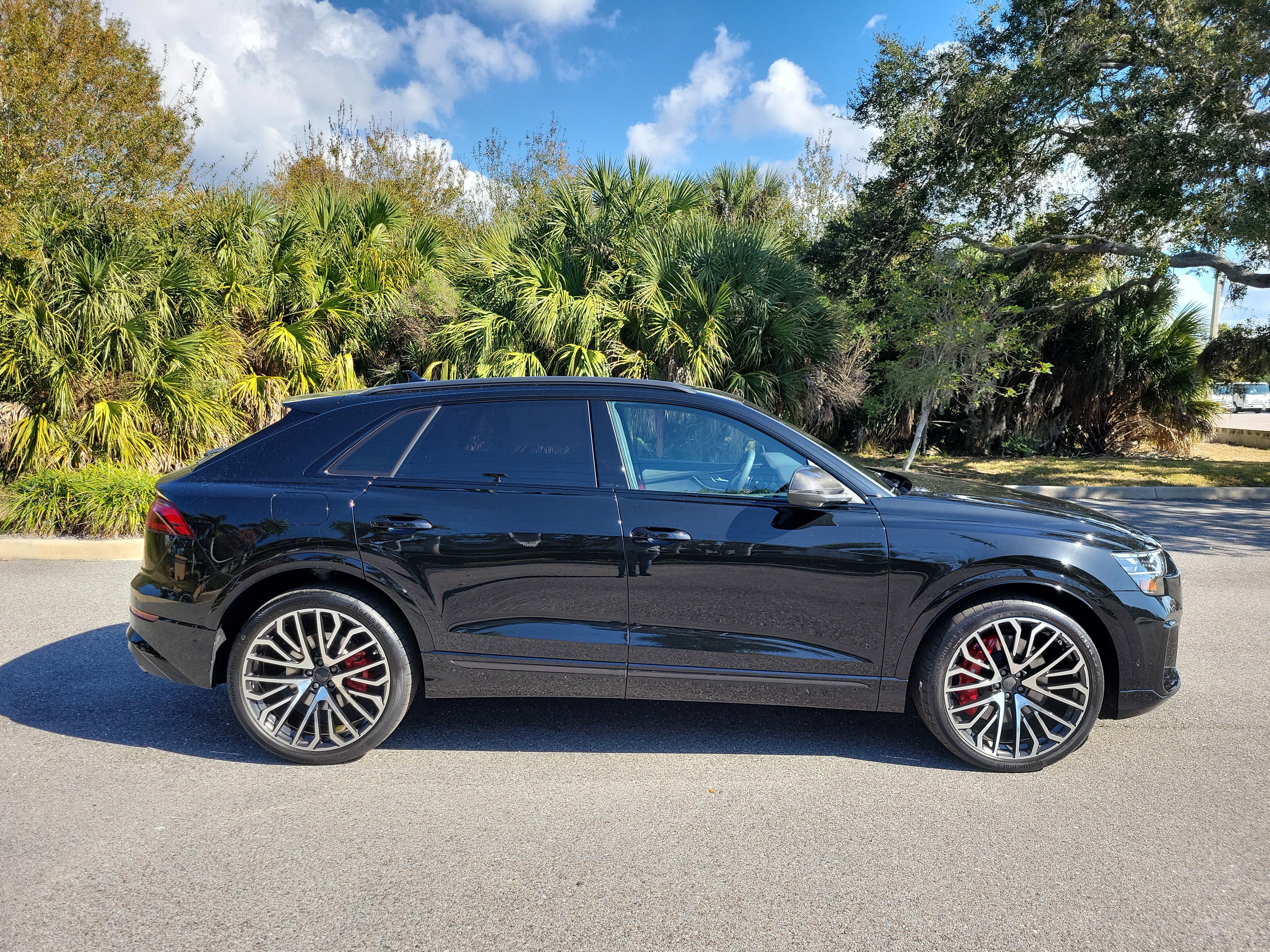 New 2026 Audi SQ8 Prestige image 3