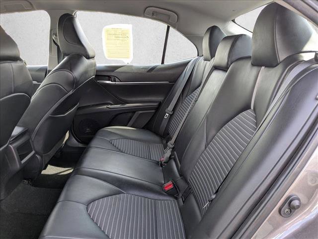 Used 2022 Toyota Camry SE w/ Carpet Mat Package (TMS) image 17