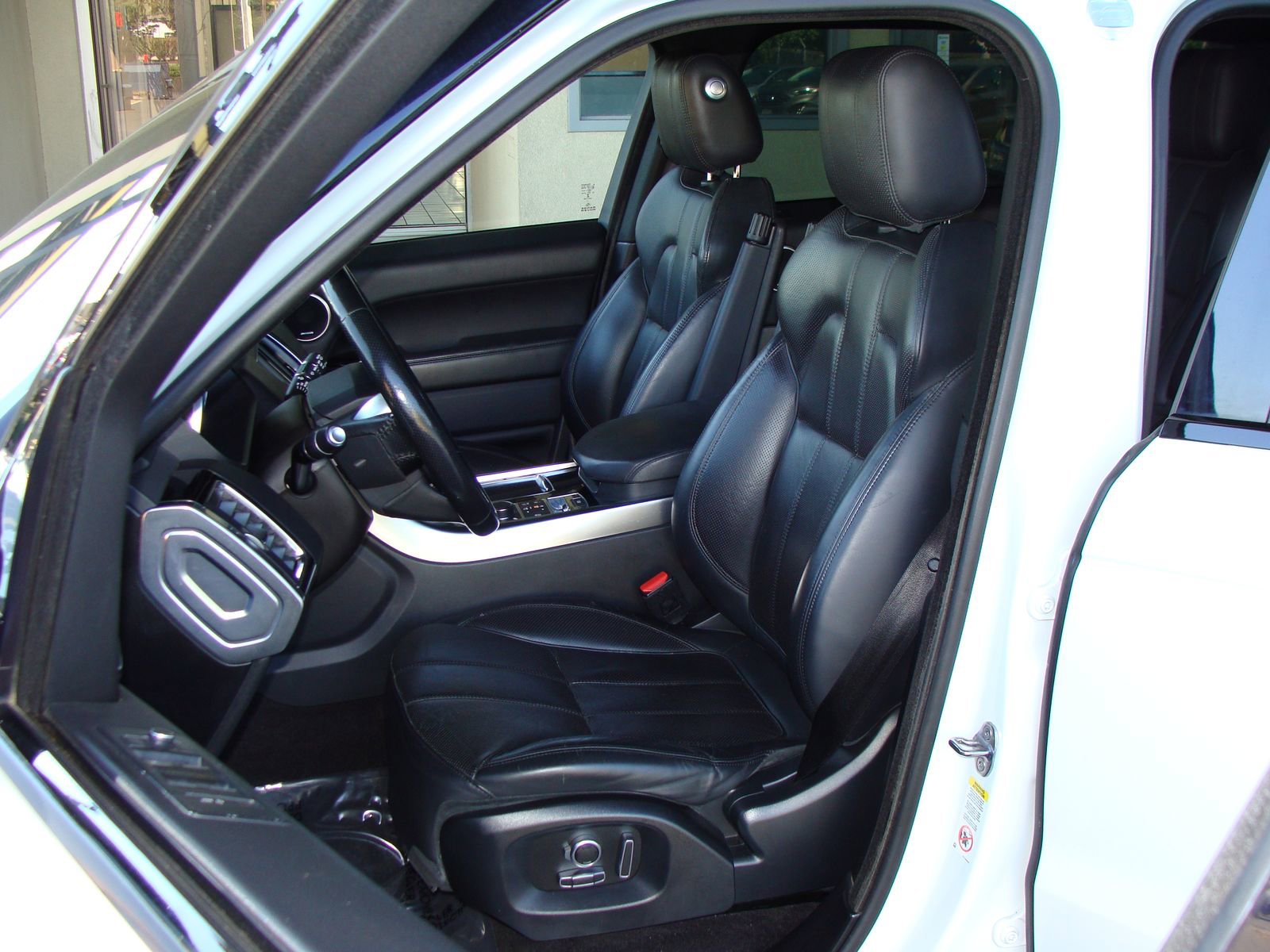 Used 2016 Land Rover Range Rover Sport HSE AWD/4WD image 7