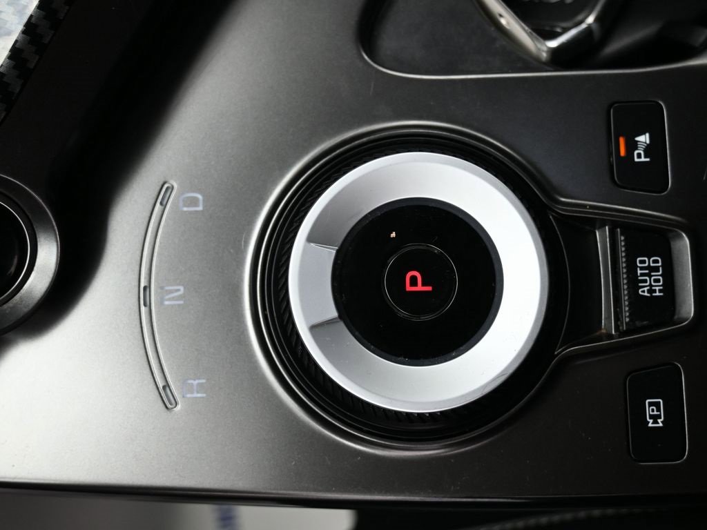 Used 2022 Kia EV6 Wind image 31