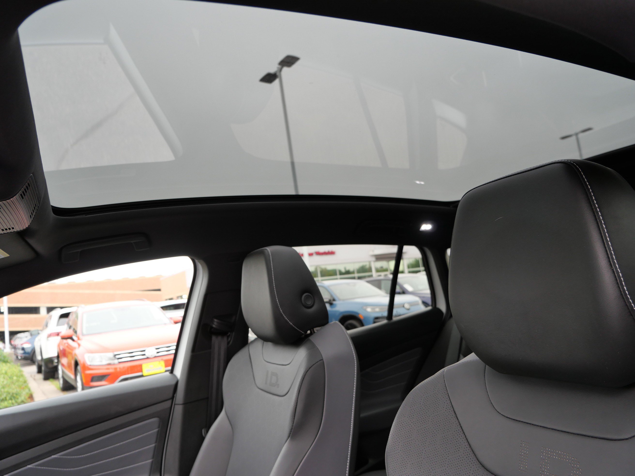 Certified 2023 Volkswagen ID.4 Pro S Plus AWD/4WD image 33