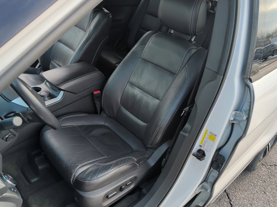 Used 2014 Ford Explorer Sport w/ Equipment Group 401A image 32