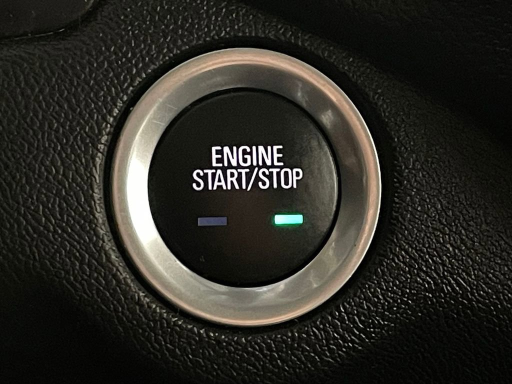 Used 2023 Chevrolet Equinox LT image 28