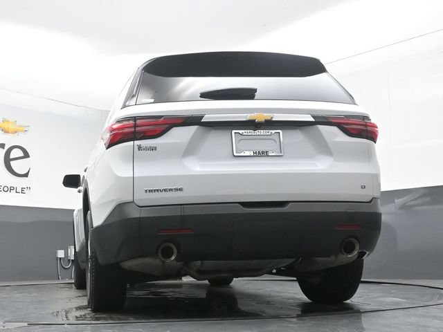 Used 2023 Chevrolet Traverse LT FWD image 58
