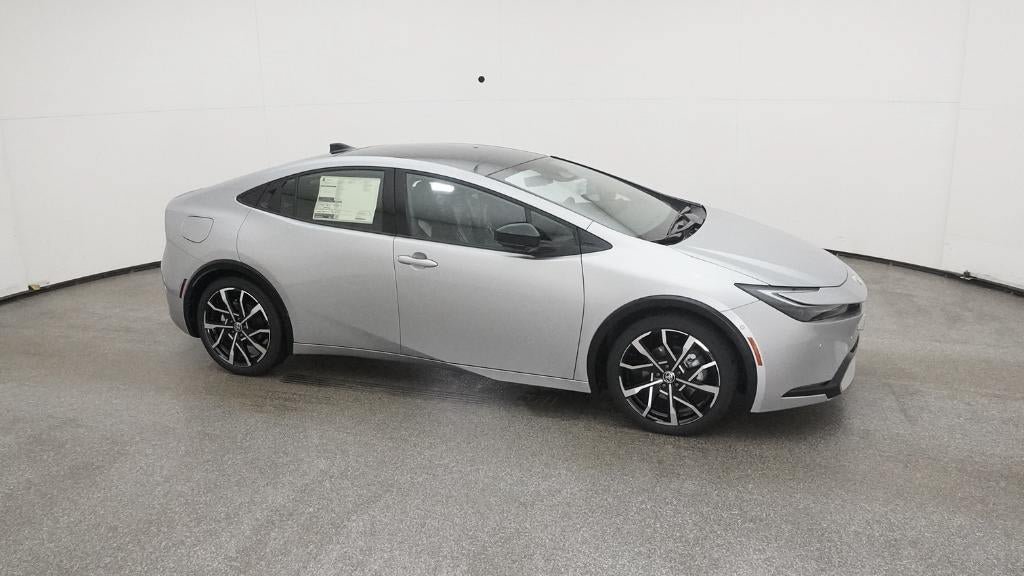 New 2026 Toyota Prius Plug-In Hybrid FWD image 34