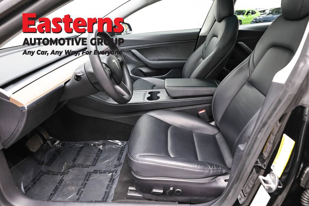 Used 2021 Tesla Model 3 Standard Range Plus image 14