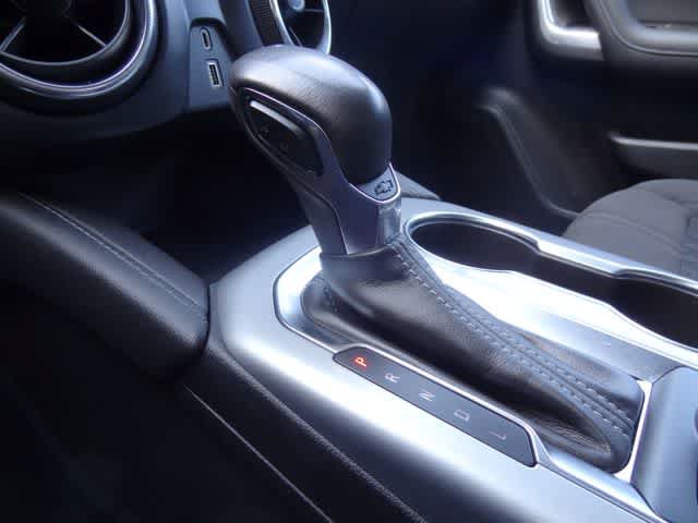 Used 2020 Chevrolet Blazer LT FWD image 32