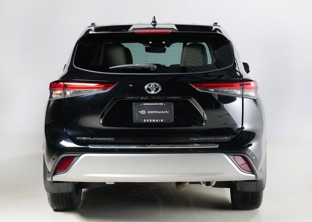 Used 2021 Toyota Highlander Platinum image 7