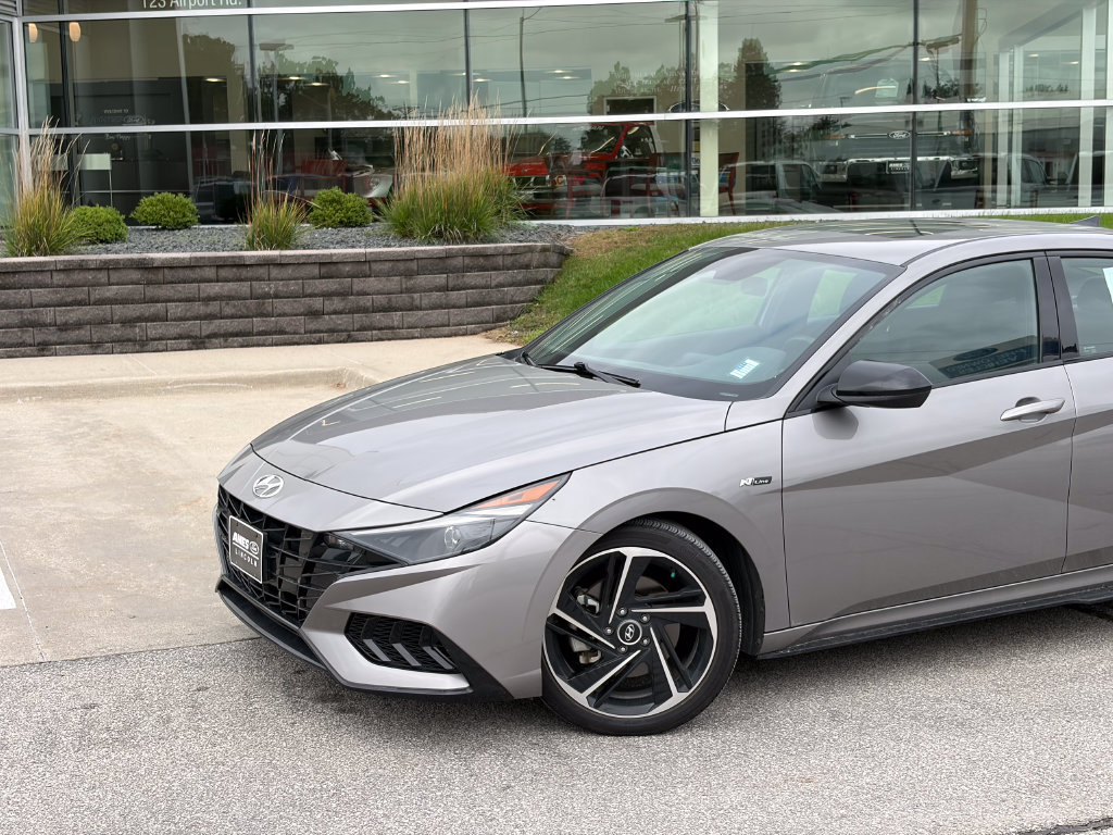 Used 2021 Hyundai Elantra N Line FWD image 2