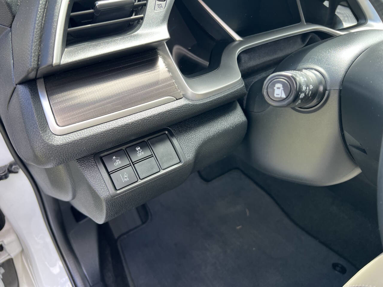 Used 2020 Honda Civic EX image 6