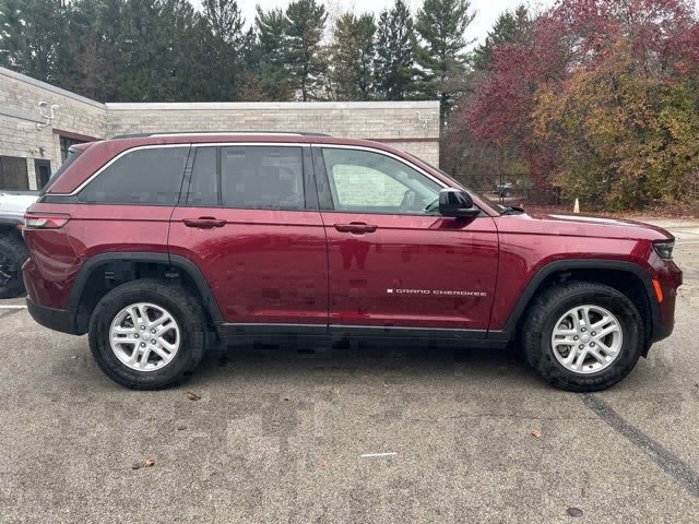 Certified 2023 Jeep Grand Cherokee Laredo image 5