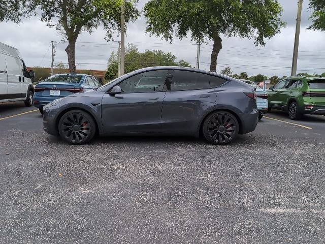 Used 2022 Tesla Model Y Performance image 3