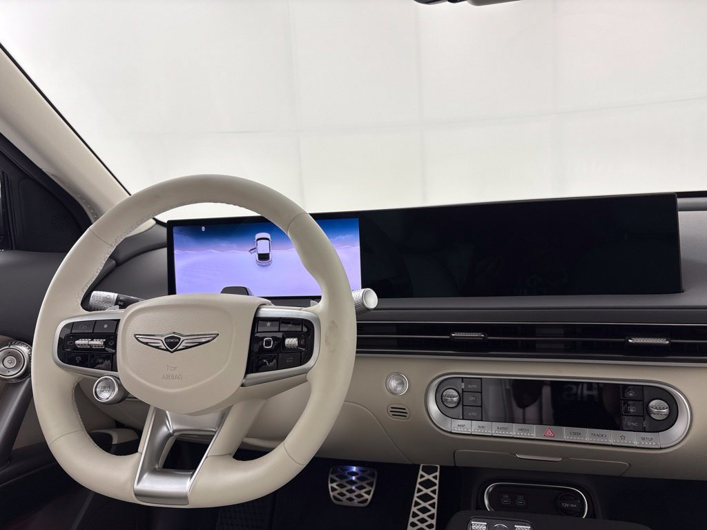 New 2027 Genesis GV60 RWD image 21