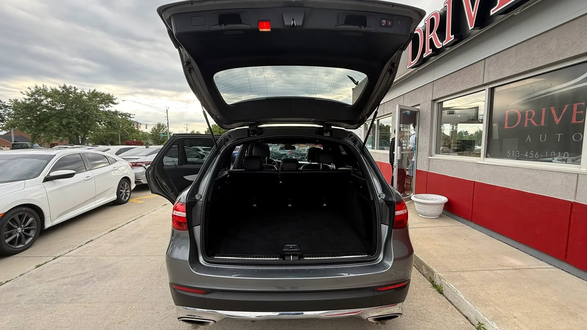 Used 2019 Mercedes-Benz GLC 300 4MATIC image 20