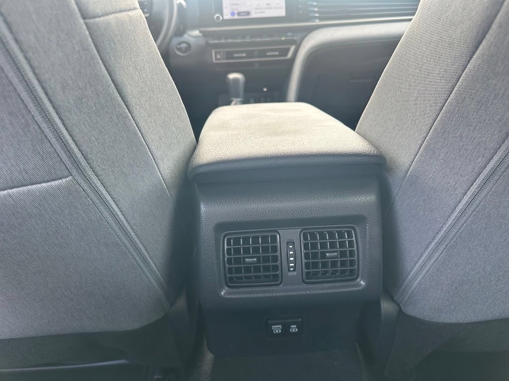 Used 2025 Toyota Camry LE w/ Convenience Package FWD image 22