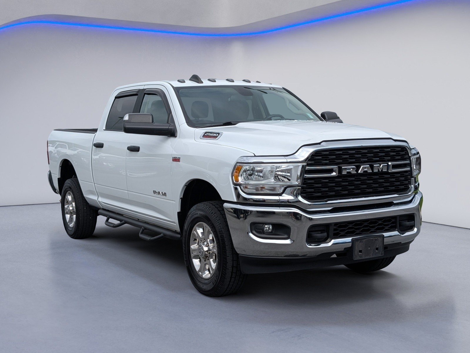 Used 2022 RAM 2500 Big Horn w/ Snow Chief Group AWD/4WD image 5