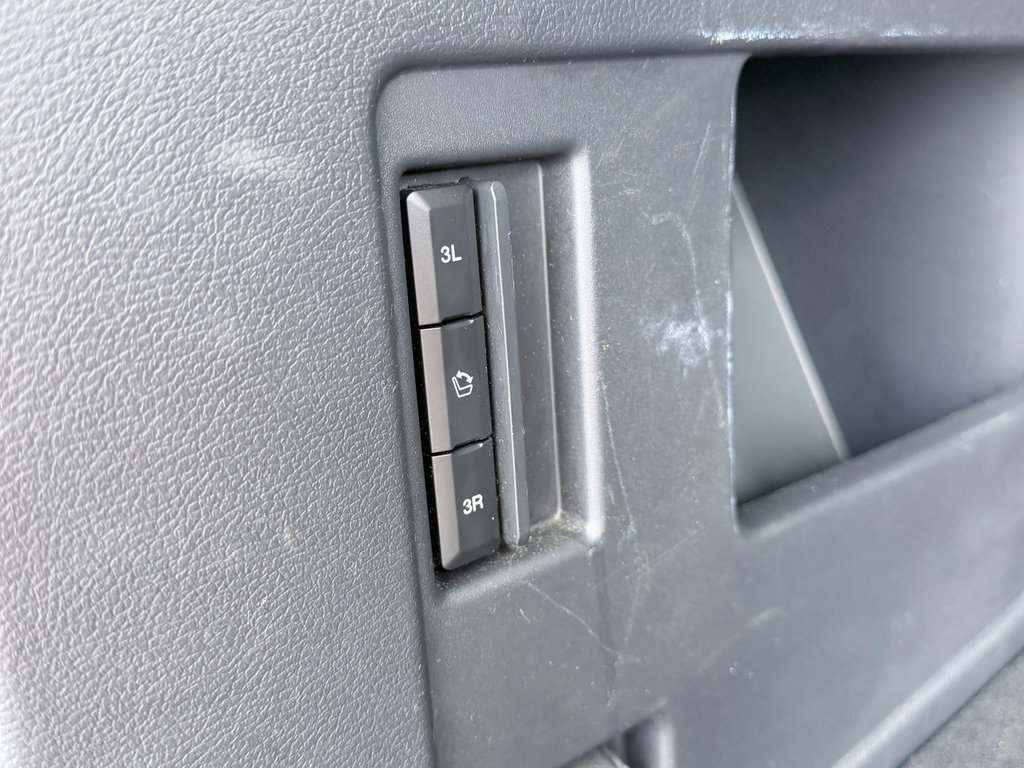 Used 2024 Ford Expedition XLT AWD/4WD image 10