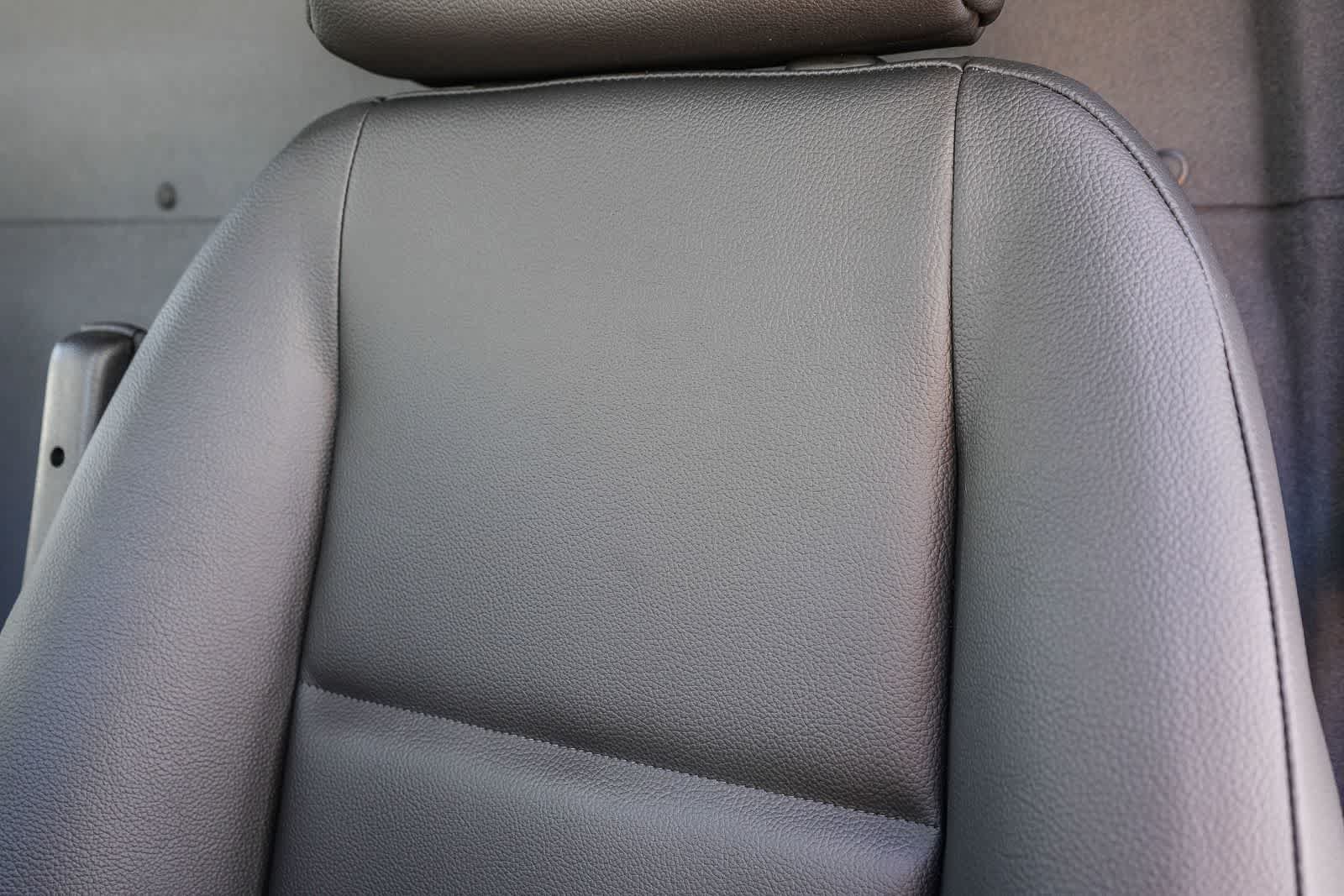 New 2025 Mercedes-Benz eSprinter 170 Cargo image 31