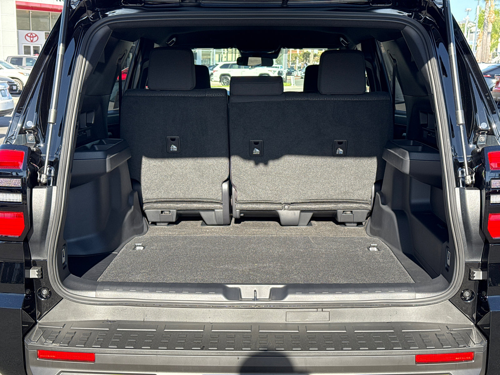 New 2026 Toyota 4Runner SR5 AWD/4WD image 12