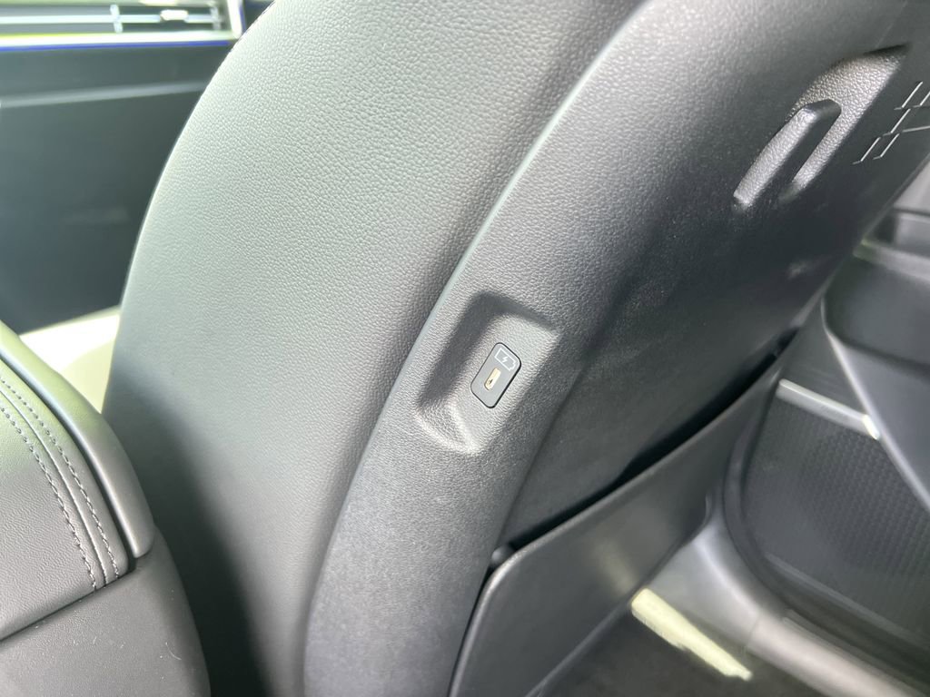 Used 2024 Hyundai Santa Fe Limited image 26