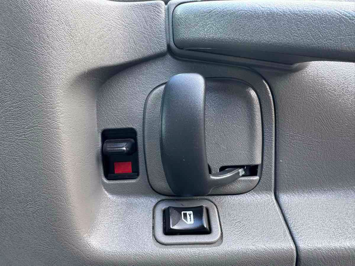 Used 2014 Chevrolet Express 1500 RWD image 26