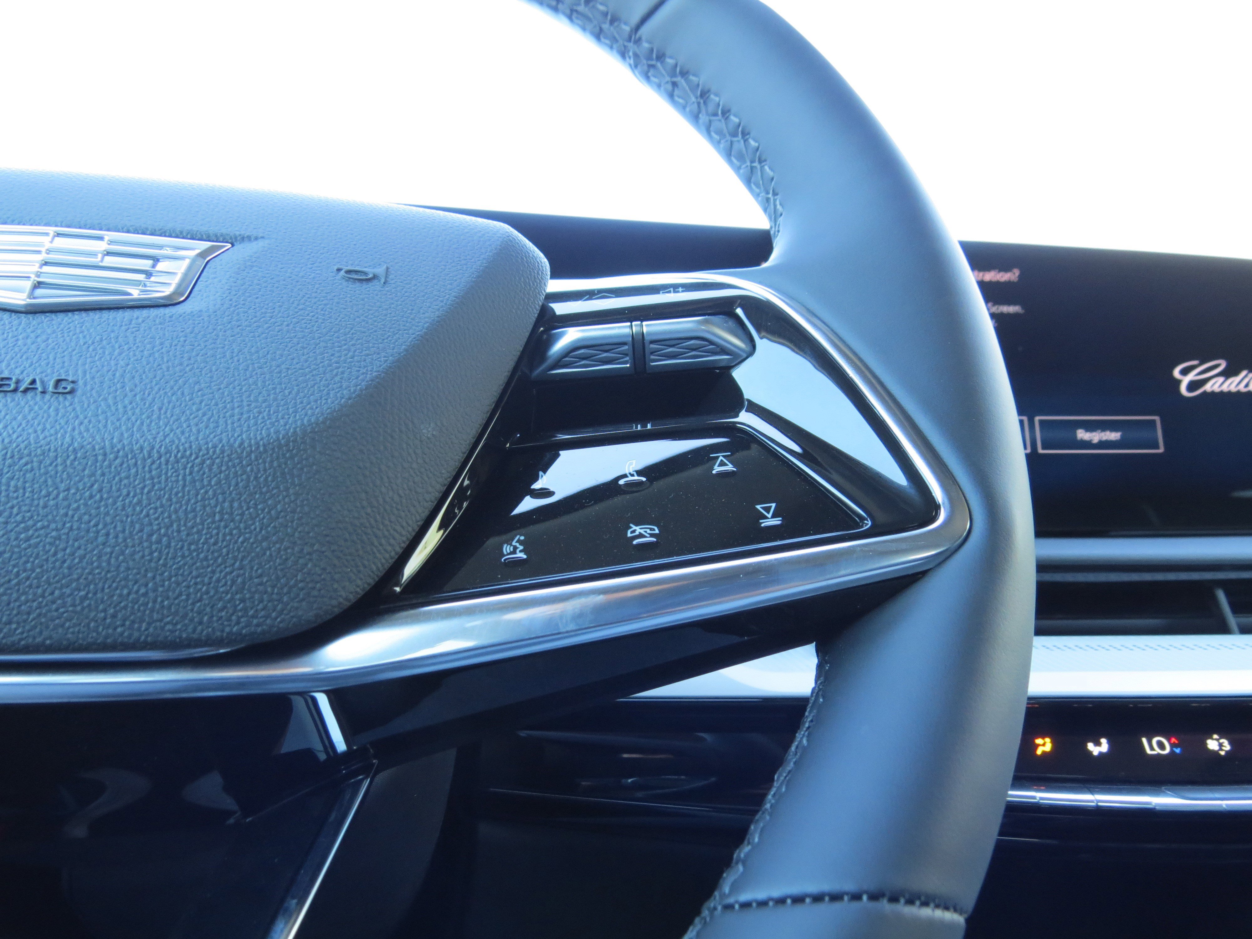 New 2026 Cadillac Optiq Sport 2 image 19