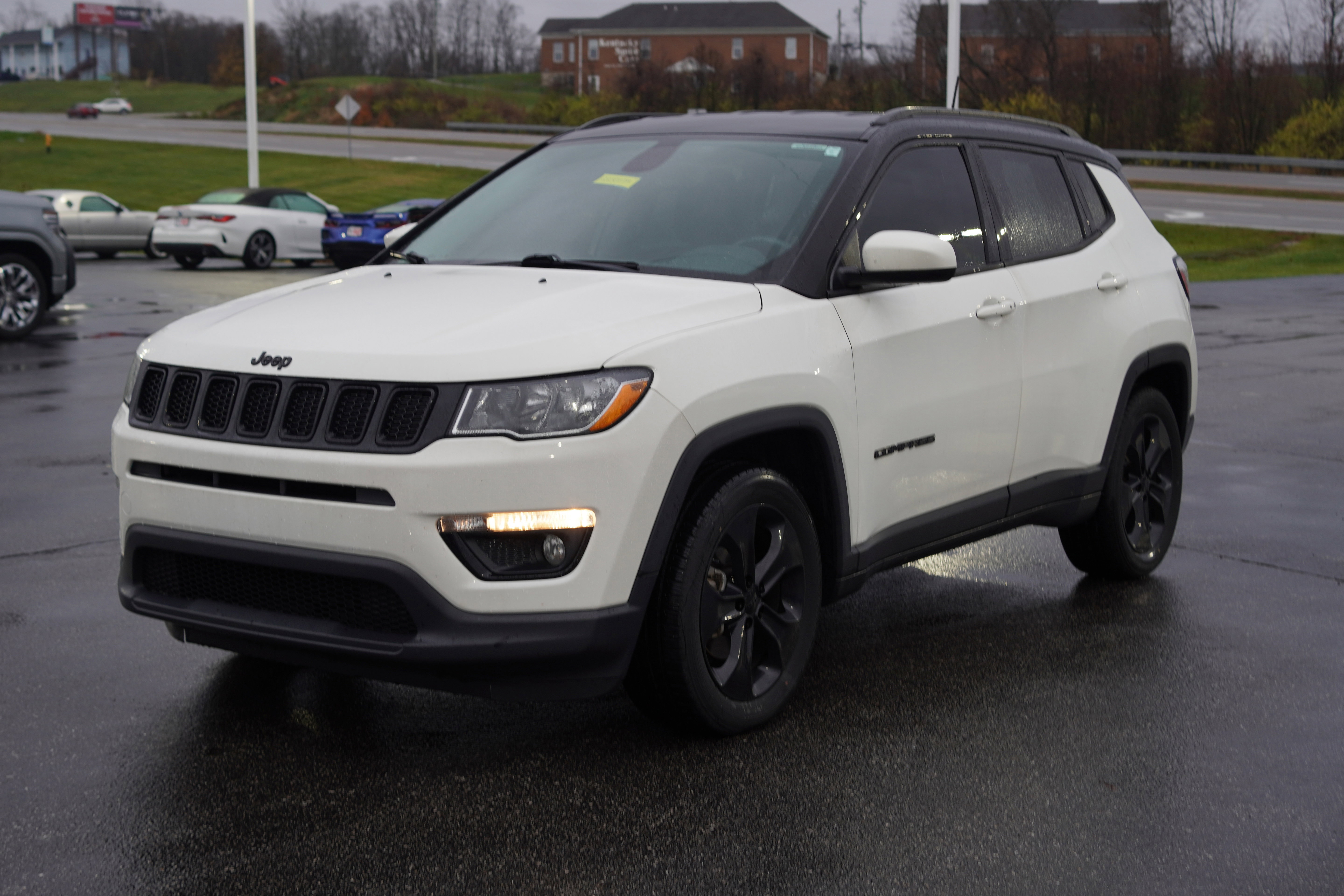 Used 2019 Jeep Compass Altitude image 3