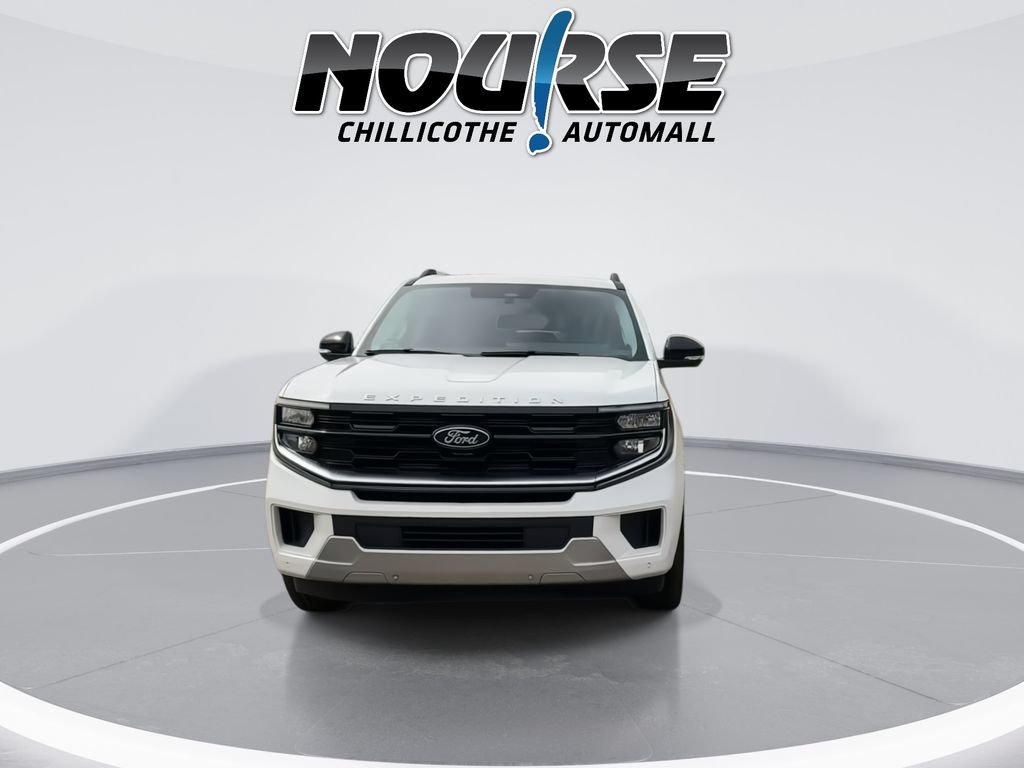 New 2026 Ford Expedition Max Platinum w/ Platinum Ultimate Package AWD/4WD image 3