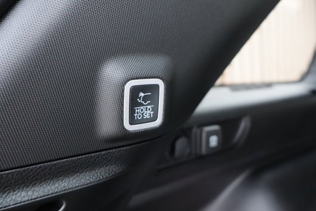 New 2025 Jeep Grand Cherokee Limited image 38