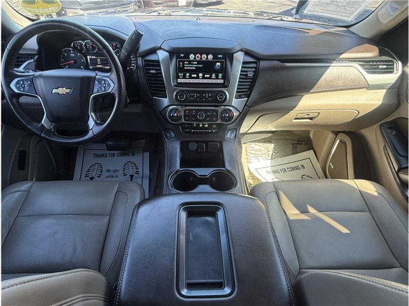 Used 2016 Chevrolet Suburban LT image 31