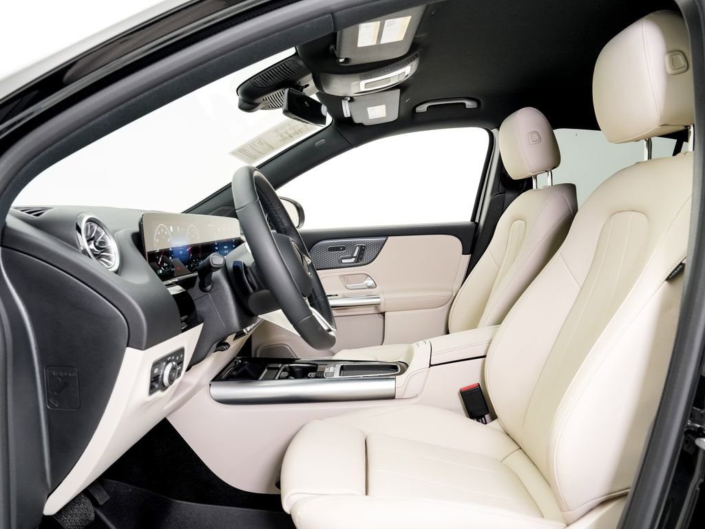 Used 2025 Mercedes-Benz GLA 250 4MATIC image 6