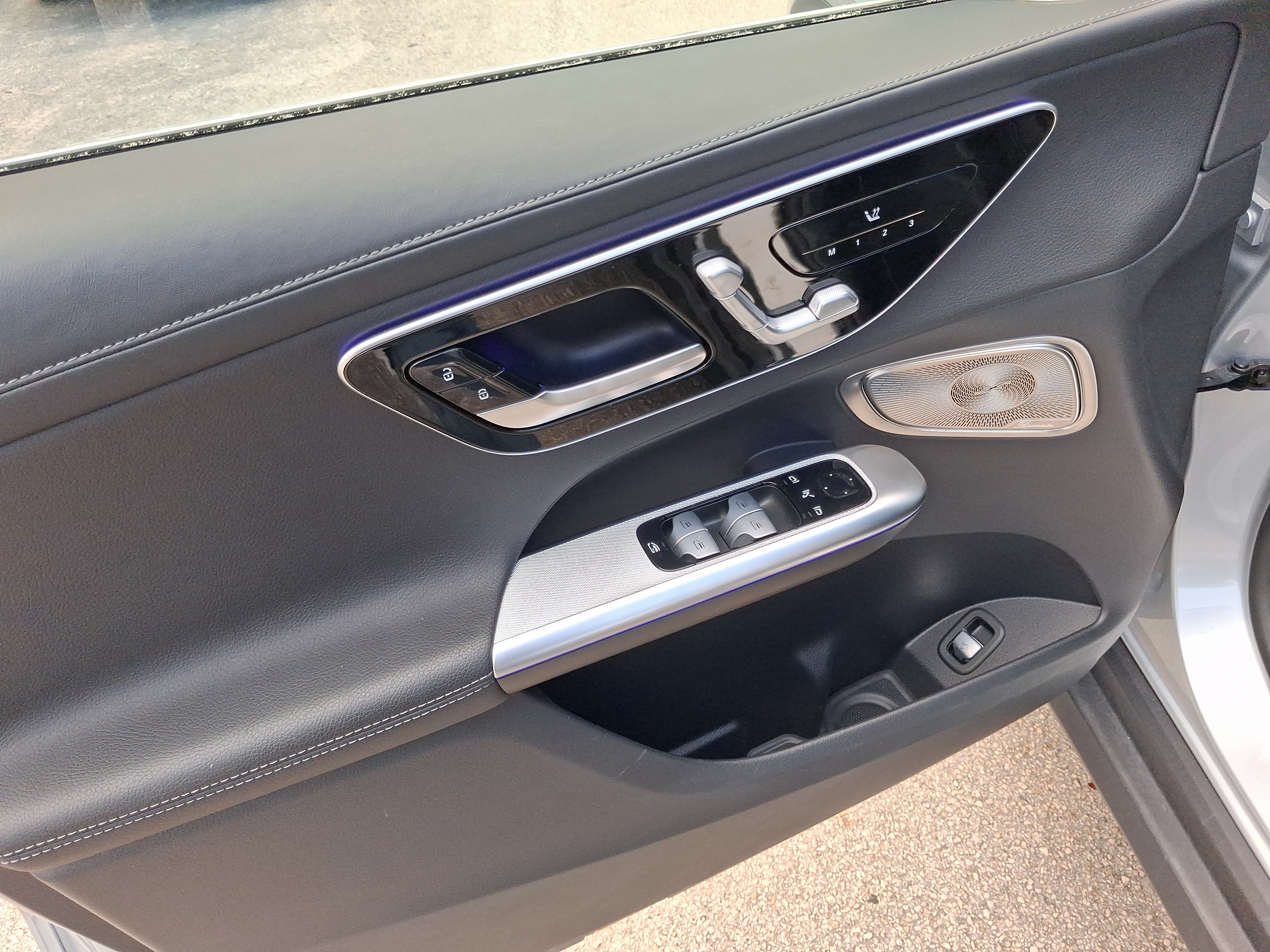 Used 2023 Mercedes-Benz GLC 300 4MATIC image 14